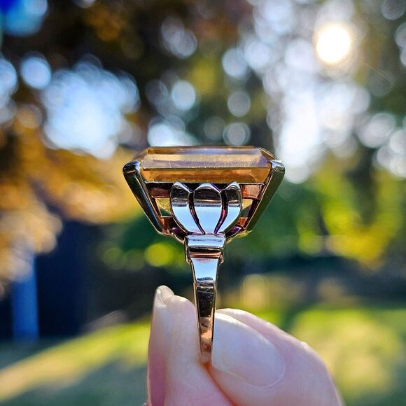 RARE Vintage Tiffany & Co. 18.5 Carats Emeral Cut Citrine 14k Gold Cocktail Ring - Picture 5 of 16